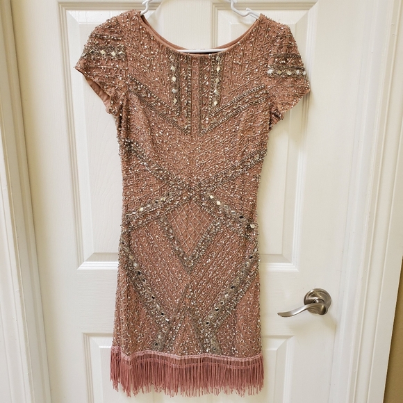 Dresses & Skirts - 🎀Cocktail emblemished dress